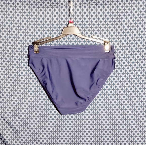 Nautica Swim - Women's 2 piece, multicolored swimsuit. New. Size - M - Picture 7 of 9